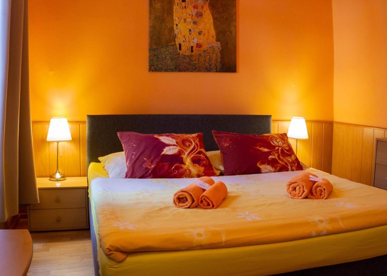 Hotel Rychta Netolice Kültér fotó